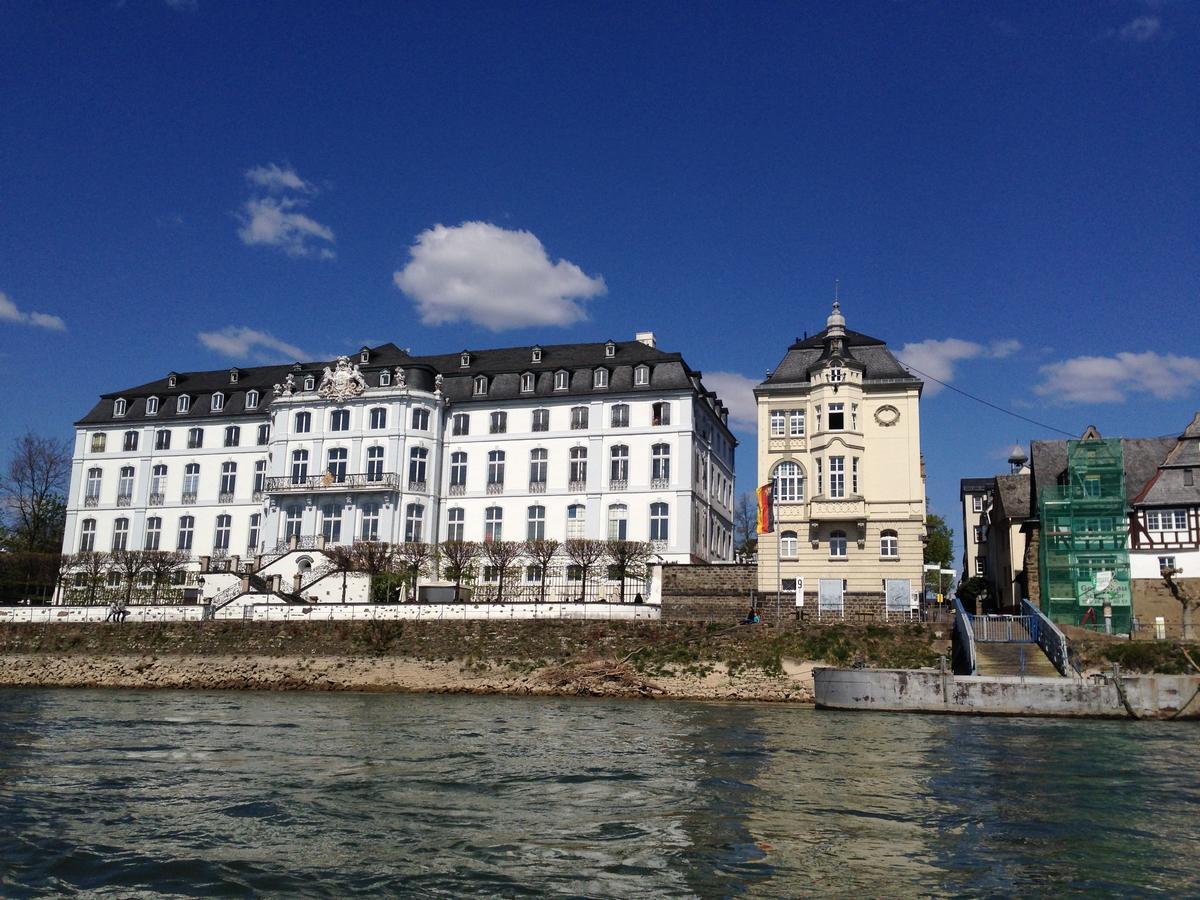Hotel Zur Schloss-Schenke Neuwied Exterior photo